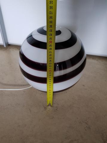 Groot model Vintage ILU lamp. beschikbaar voor biedingen