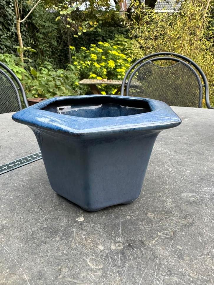 Blauwe zeshoekige bonsaipot, handgemaakt, Tuin en Terras, Bloempotten, Nieuw, Aardewerk, Binnen, Balkon, Tuin, Minder dan 40 cm