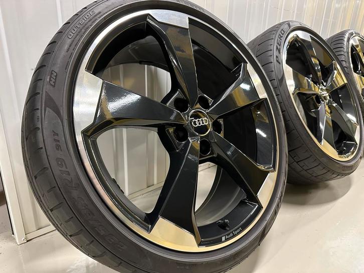 Audi A3 S3 RS3 8V0601025FD Rotor Audi Sport Velgen Breed Set, Auto-onderdelen, Banden en Velgen, Banden en Velgen, Zomerbanden