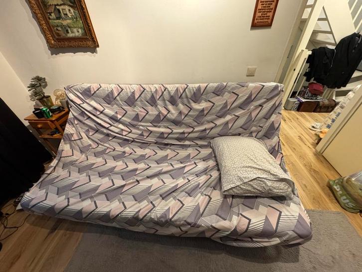 Slaapbank, Huis en Inrichting, Slaapkamer | Slaapbanken, Gebruikt, 140 cm, 190 cm of minder, Tweepersoons, Zwart, Ophalen