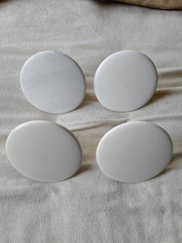 4 Muuto The Dots wandhaken 13 cm beschikbaar voor biedingen