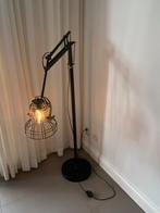 Twee maal vloerlamp Jackson, Huis en Inrichting, Lampen | Vloerlampen, Ophalen, Gebruikt, 100 tot 150 cm, Metaal