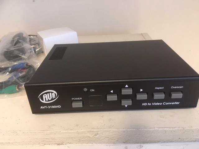 566. AU PC/HDTV down Converter Model: AVT-3190HD, Audio, Tv en Foto, Televisie-accessoires, Nieuw, Ophalen of Verzenden