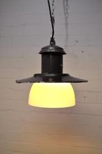 Vintage lampen bruin emaille melkglas warm licht lamp, Huis en Inrichting, Lampen | Hanglampen, Gebruikt, Ophalen of Verzenden