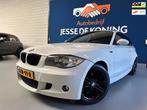 BMW 1-serie 118i 2.0 M Sport /143 PK /airco/leder/open dak/b, 1-Serie, Achterwielaandrijving, 4 stoelen, Wit