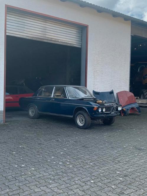 BMW e3 onderdelen te koop, Auto-onderdelen, Carrosserie en Plaatwerk, Spatbord, BMW, Rechts, Nieuw, Ophalen
