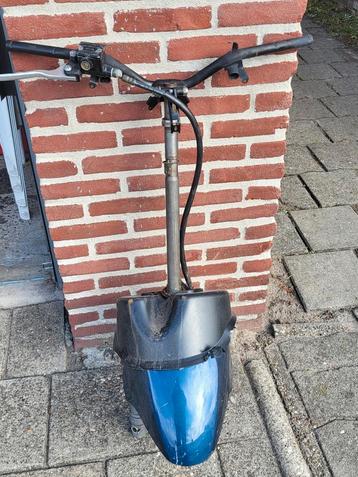 Piaggio Fly Complete Voorvork met Stuur beschikbaar voor biedingen
