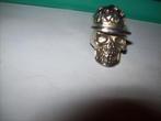 Ring Zilverkleur metaal Skull met Pet Maat 20, 20 of groter, IJzer of Staal, Nieuw, Ophalen of Verzenden