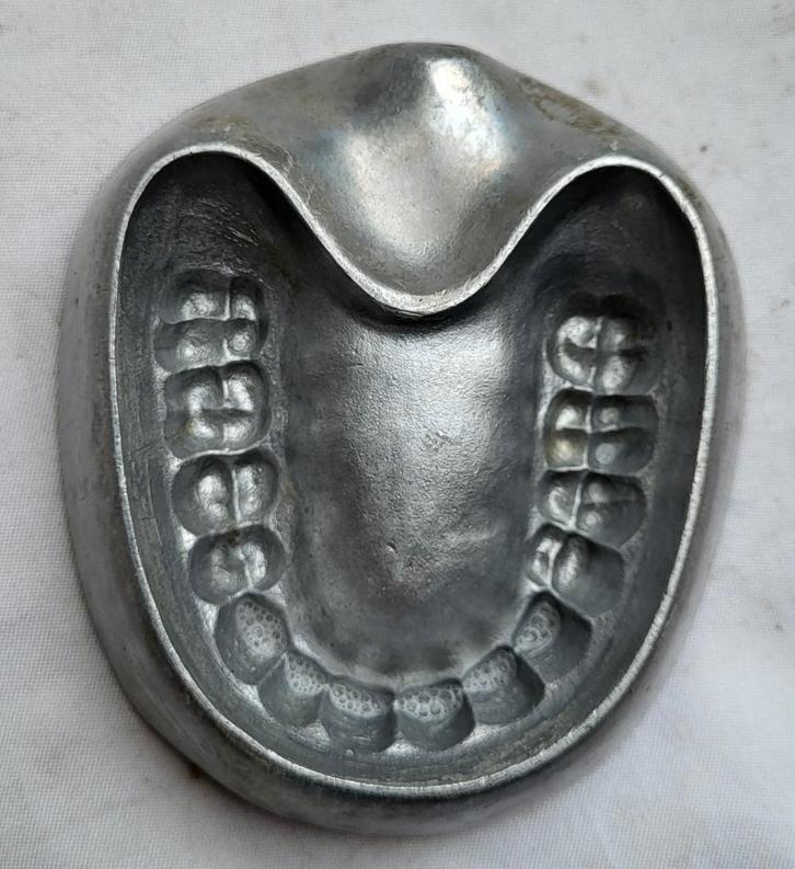 Oude marsepeinvorm: GEBIT, Antiek en Kunst, Curiosa en Brocante, Ophalen of Verzenden