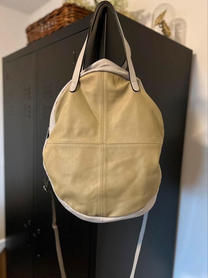 LAURA DIMAGGIO MILANO DESIGNER TAS, Sieraden, Tassen en Uiterlijk, Tassen | Damestassen, Zo goed als nieuw, Overige typen, Beige