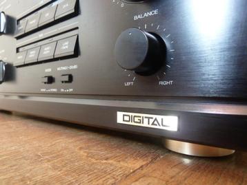 AKAI Versterker DIGITAL + Tuner + CD en ALLES 100% GOED/GAAF beschikbaar voor biedingen