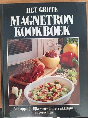 GROTE MAGNETRON KOOKBOEK beschikbaar voor biedingen