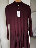 Reiss jurk in burgundy maat 12, Reiss, Overige kleuren, Nieuw, Knielengte