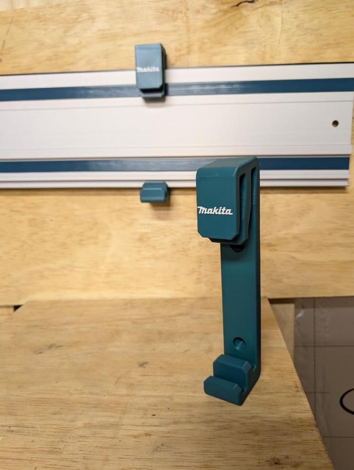 Makita Geleiderail muur houder voor 2 geleiderails, Doe-het-zelf en Verbouw, Gereedschap | Zaagmachines, Nieuw, Invalzaag, 1200 watt of meer