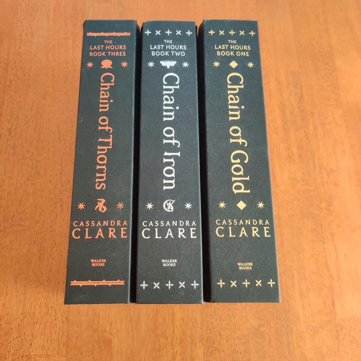 The last hours trilogy Fairyloot, Boeken, Fantasy, Ophalen of Verzenden