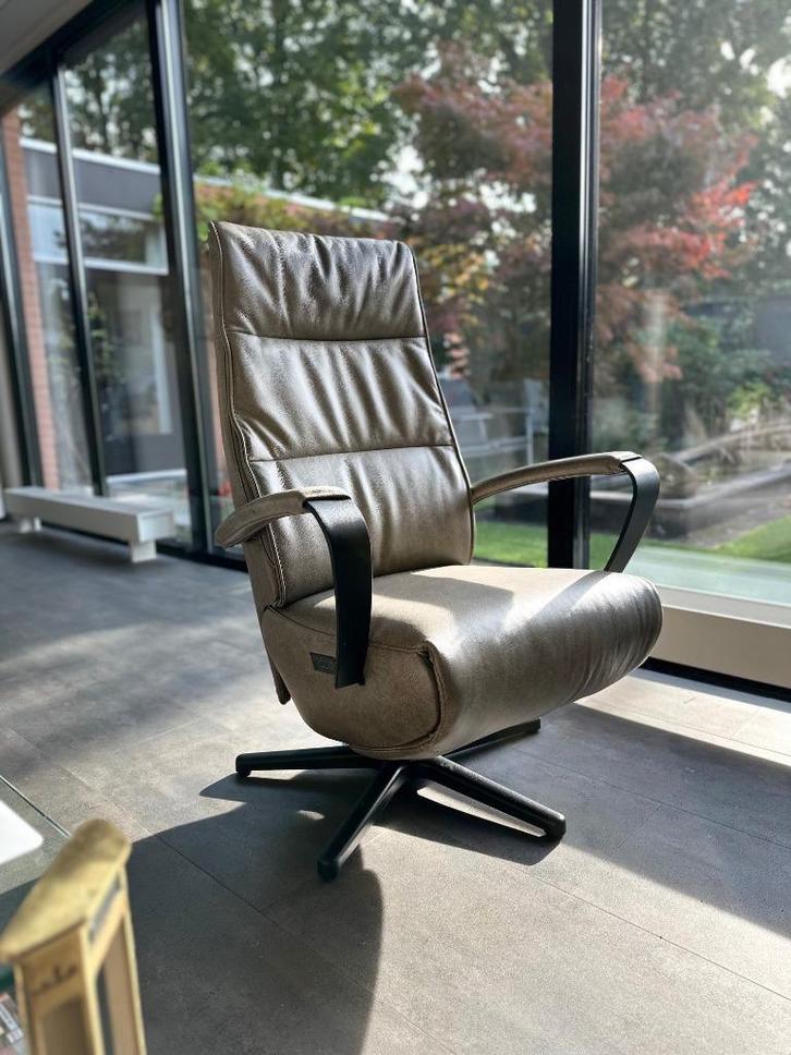 Teun Arts -  zitcomfort speciaalzaak sinds 1973  - Teun Arts, Huis en Inrichting, Fauteuils, Nieuw, Leer, Stof, 50 tot 75 cm, 75 tot 100 cm