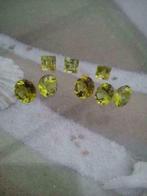 Lot van 8 Peridots van totaal 6,23 ct, Ophalen of Verzenden, Zo goed als nieuw