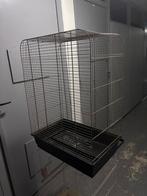Mooie vogel kooi te koop, Dieren en Toebehoren, Vogels | Hokken en Kooien, Ophalen, Zo goed als nieuw, Metaal, Vogelkooi