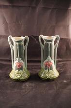 Twee Majolica vazen Art Nouveau, Antiek en Kunst, Ophalen of Verzenden