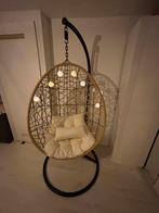 Hangstoel, Huis en Inrichting, Stoelen, Ophalen, Zo goed als nieuw, Zwart, Eén