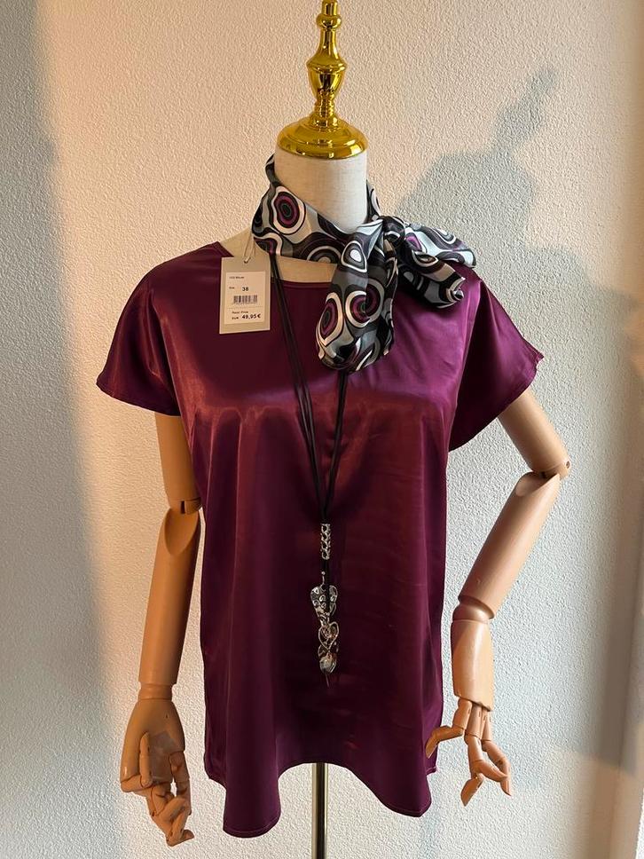 Kersen rode damesblouses met korte mouwen van CONCPT maat 42, Kleding | Dames, Blouses en Tunieken, Nieuw, Maat 42/44 (L), Rood