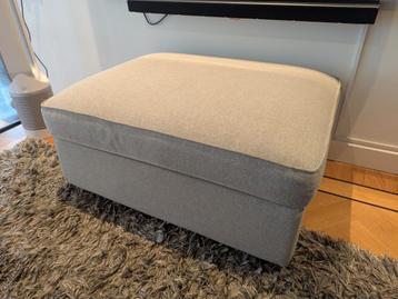 Ikea KIVIK 2-zitsbank + Voetenbank (Zo goed als nieuw) - afbeelding 2
