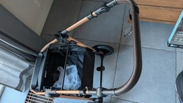 Ding Liam 3-in-1 kinderwagen met autostoeltje  beschikbaar voor biedingen