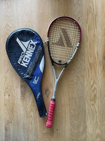 Squash racket beschikbaar voor biedingen