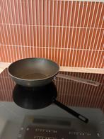 Wokpan Herman den Blijker 28 centimeter Gas, Huis en Inrichting, Keuken | Potten en Pannen, Ophalen, Gebruikt, Gietijzer, Wok