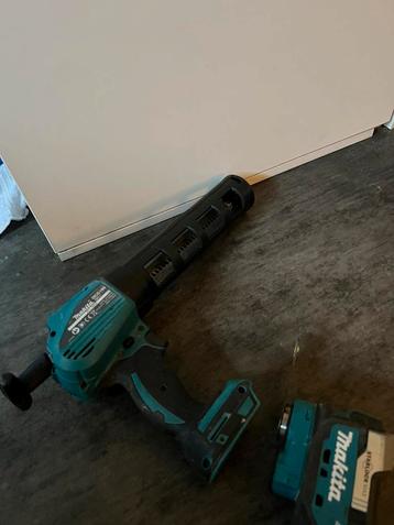 Makita DCG180Z 18V Li-Ion Accu lijm- en kitspuit body beschikbaar voor biedingen