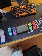Nintendo Switch | 4 controllers | Carrying case, Spelcomputers en Games, Spelcomputers | Nintendo Switch, Ophalen, Gebruikt, Met 3 controllers of meer