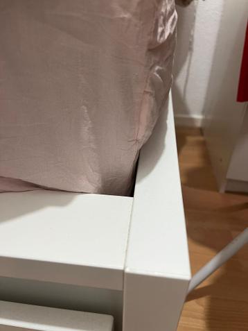 MALM Bedframe Ikea 90x200cm incl lattebodems - afbeelding 7
