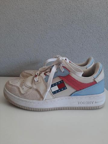 Tommy Jeans sneakers basket maat 36 beschikbaar voor biedingen