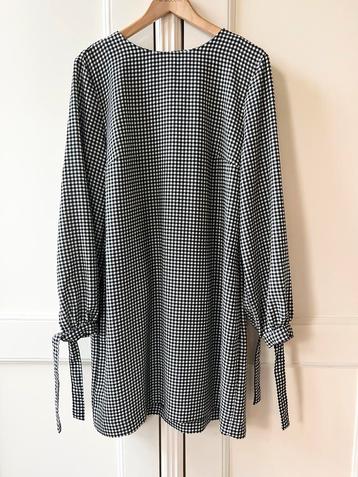H&M jurk zwart/wit geblokt, maat 44 beschikbaar voor biedingen