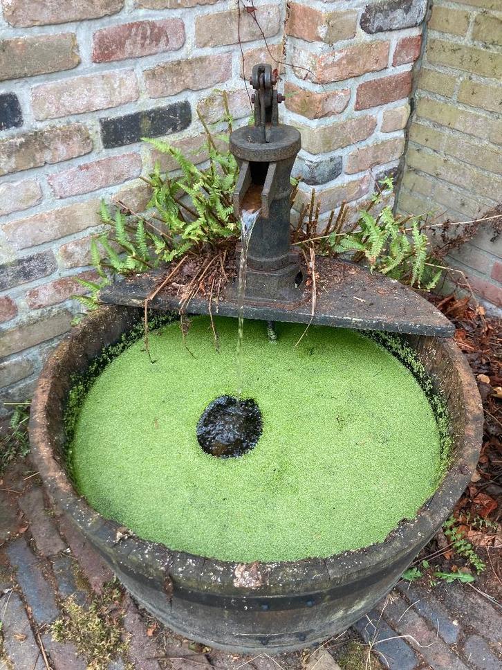 Fonteinkuip vijverkuip gietijzer waterpomp houten waterton, Tuin en Terras, Waterpartijen en Fonteinen, Gebruikt, Fontein, Gietijzer