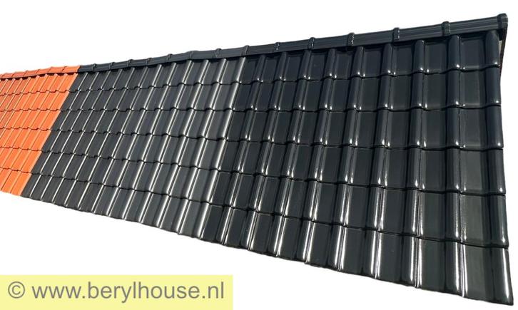 € 14,95 per m2  Gebakken dakpannen FD 10 zwart mat verglaasd, Doe-het-zelf en Verbouw, Dakpannen en Dakbedekking, Nieuw, Dakpannen