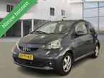 Toyota Aygo 1.0-12V Sport NIEUW APK/ AIRCO/ NAP, Auto's, Toyota, Voorwielaandrijving, Gebruikt, 4 stoelen, 68 pk