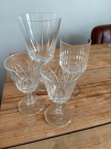 Glas glass 4 (Ophalen) beschikbaar voor biedingen