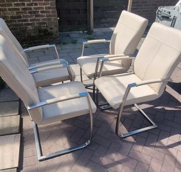 zeer comfortabele Henders & Hazel eetkamerstoelen  beschikbaar voor biedingen