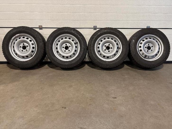 16" continental winterbanden st. 5 x 112 merc. vito, viano, Auto-onderdelen, Banden en Velgen, Banden en Velgen, Winterbanden