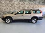 Volvo V70 XC70 Cross Country 2.4 T Comfort Line*Automaat*NAP, Automaat, 1657 kg, Beige, 2435 cc