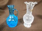 Twee zeer mooie HAND GEBLAZEN vaasjes van cristal ., Ophalen of Verzenden
