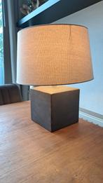 Mooie Tafellamp met keramiek voet, Huis en Inrichting, Lampen | Vloerlampen, Stof, Ophalen of Verzenden, Zo goed als nieuw, Minder dan 100 cm