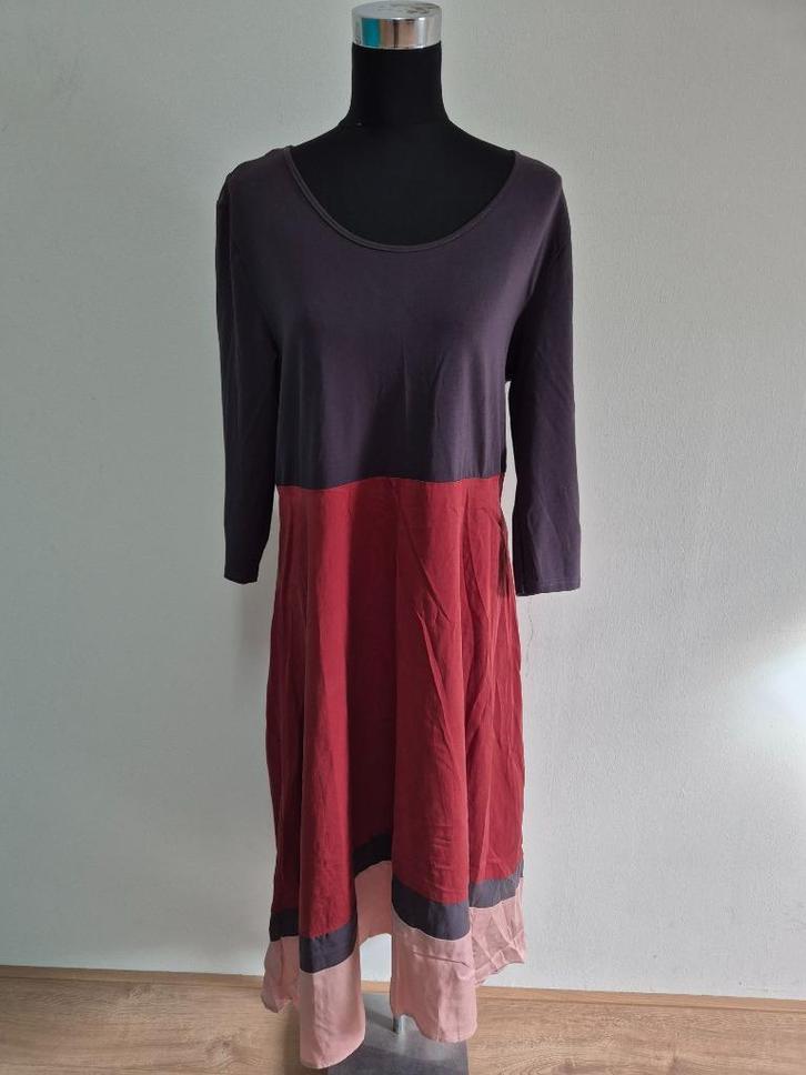 J597 - Bruin-wijnrode Braintree jurk maat XL (1), Kleding | Dames, Jurken, Zo goed als nieuw, Maat 42/44 (L), Bruin, Onder de knie