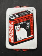 Zeer fraai emaille DE WITTE KAT deurpostje. Bordje Langcat., Ophalen of Verzenden, Gebruikt, Reclamebord