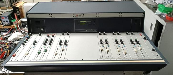 Eela audio mengpaneel SBM-90 compleet gereviseerd, Muziek en Instrumenten, Mengpanelen, Gebruikt, 10 tot 20 kanalen, Ophalen