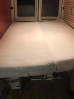 Gratis afhalen  2 matrassen 207x87x20 cm en een van80x207x20, Ophalen, Wit