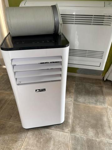 Mobiele airco met afvoerslang beschikbaar voor biedingen