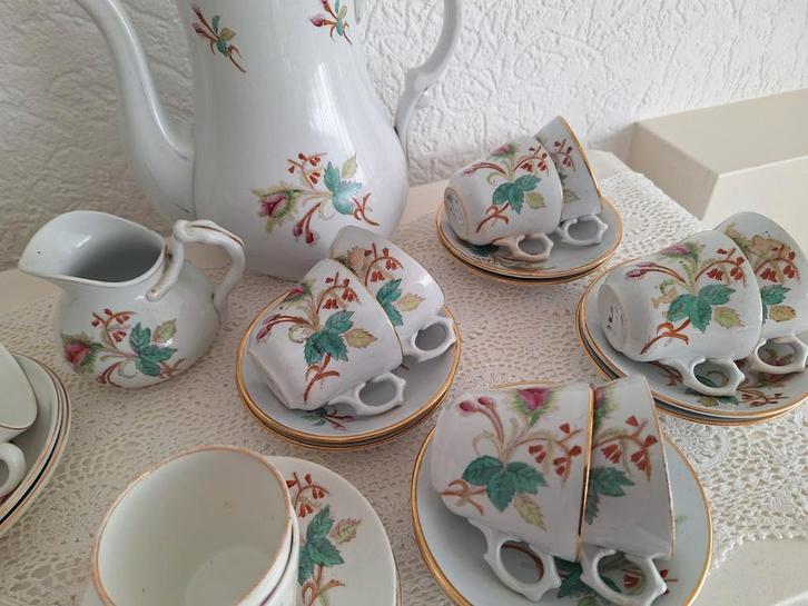 Mosroos items van Regout, Antiek en Kunst, Antiek | Servies los, Ophalen of Verzenden