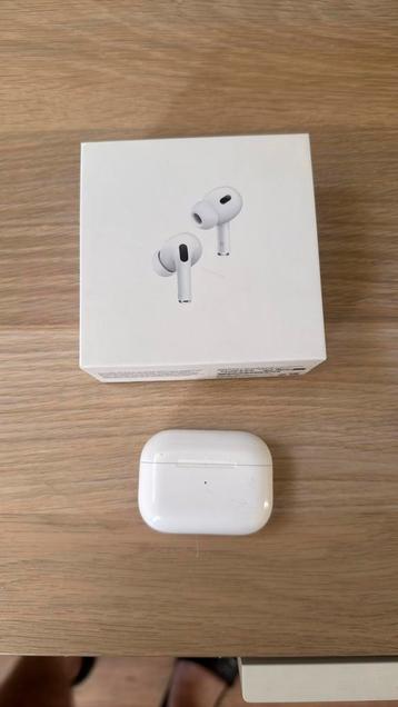 Airpods Pro 2 - DOOSJE beschikbaar voor biedingen